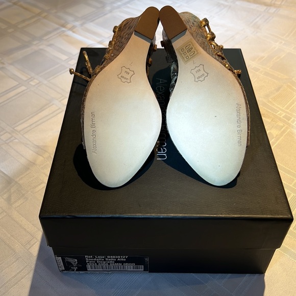 Authentic Alexandre Birman Python Wedge - Picture 10 of 10